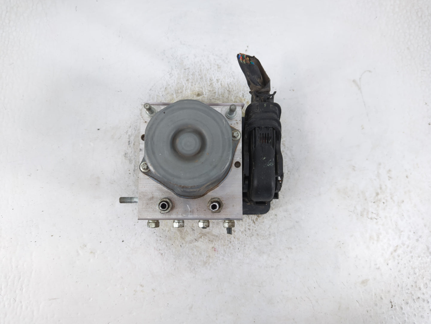 2012 Subaru Impreza ABS Pump Control Module Replacement P/N:27536FJ190 Fits OEM Used Auto Parts - Oemusedautoparts1.com