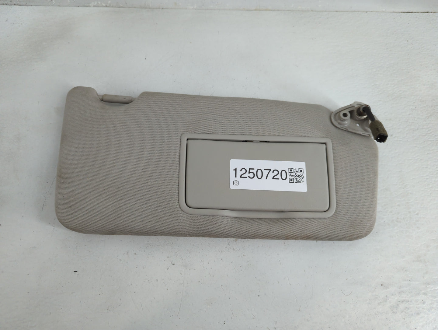 2010-2014 Subaru Legacy Sun Visor Shade Replacement Passenger Right Mirror Fits Fits 2010 2011 2012 2013 2014 OEM Used Auto 