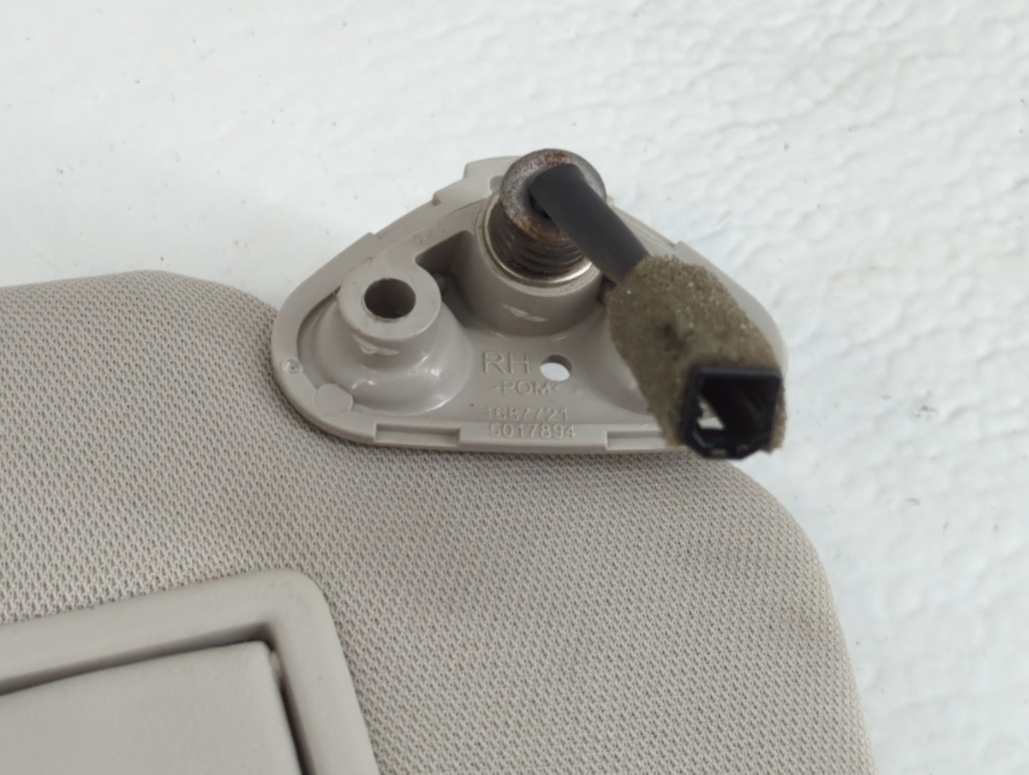 2010-2014 Subaru Legacy Sun Visor Shade Replacement Passenger Right Mirror Fits Fits 2010 2011 2012 2013 2014 OEM Used Auto 