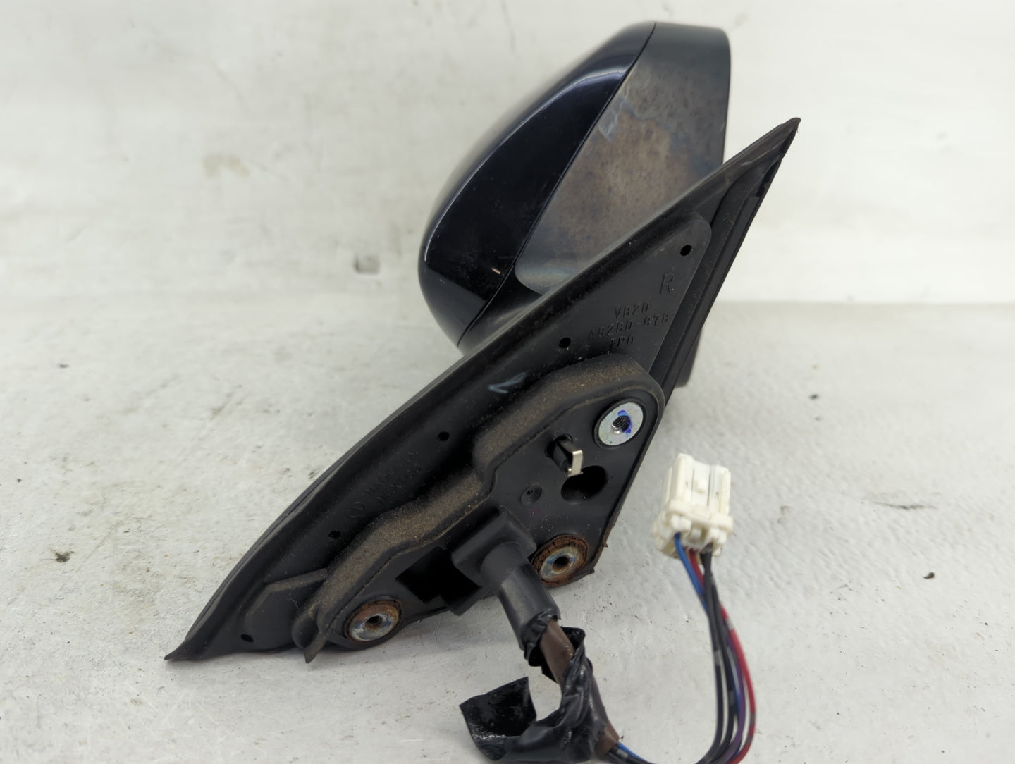 2011-2014 Subaru Legacy Passenger Side View Mirror - Right Door Mirror OEM Used - Oemusedautoparts1.com