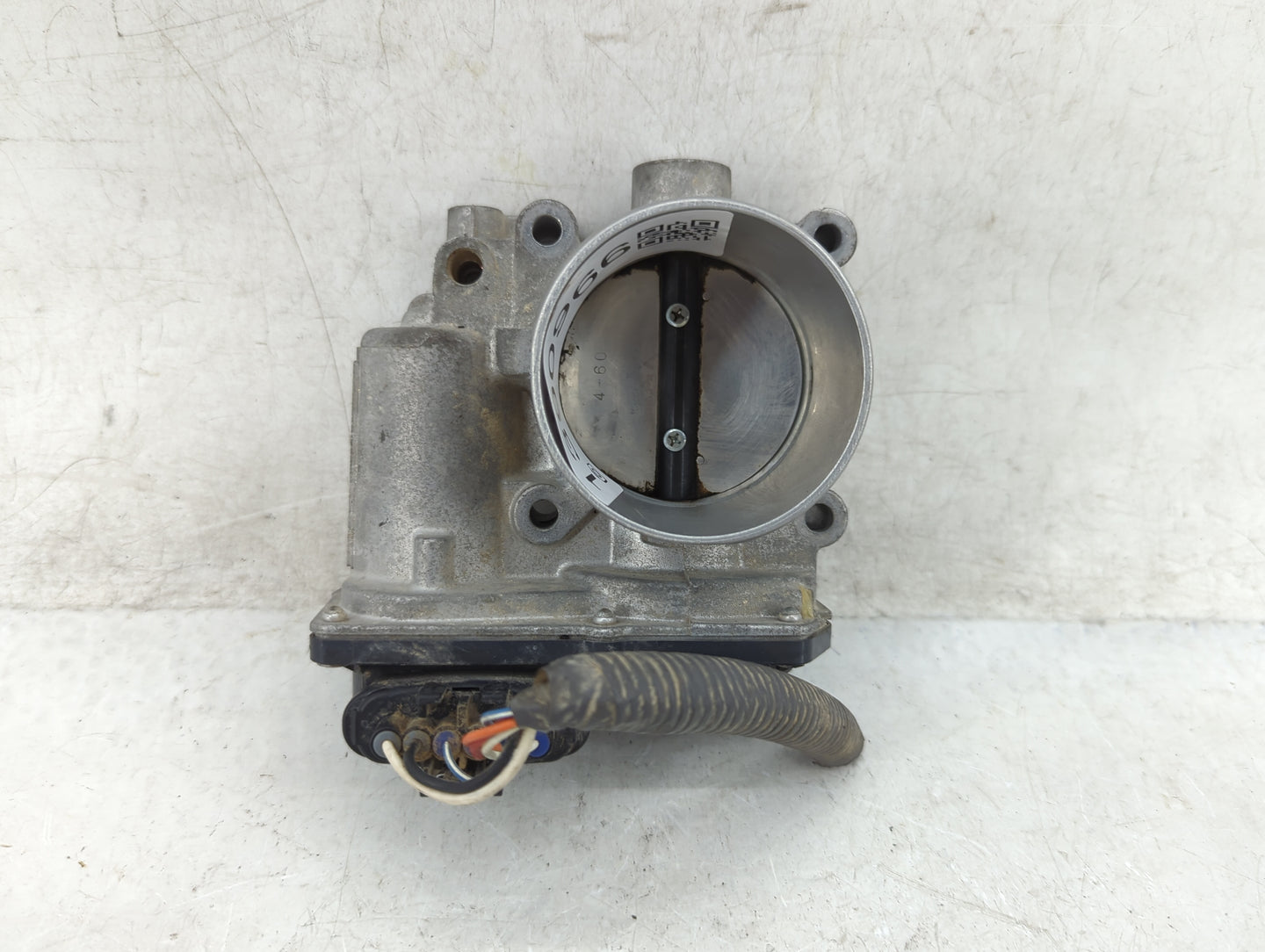 2010-2012 Subaru Legacy Throttle Body P/N:16112AA350 Fits Fits 2010 2011 2012 OEM Used Auto Parts - Oemusedautoparts1.com