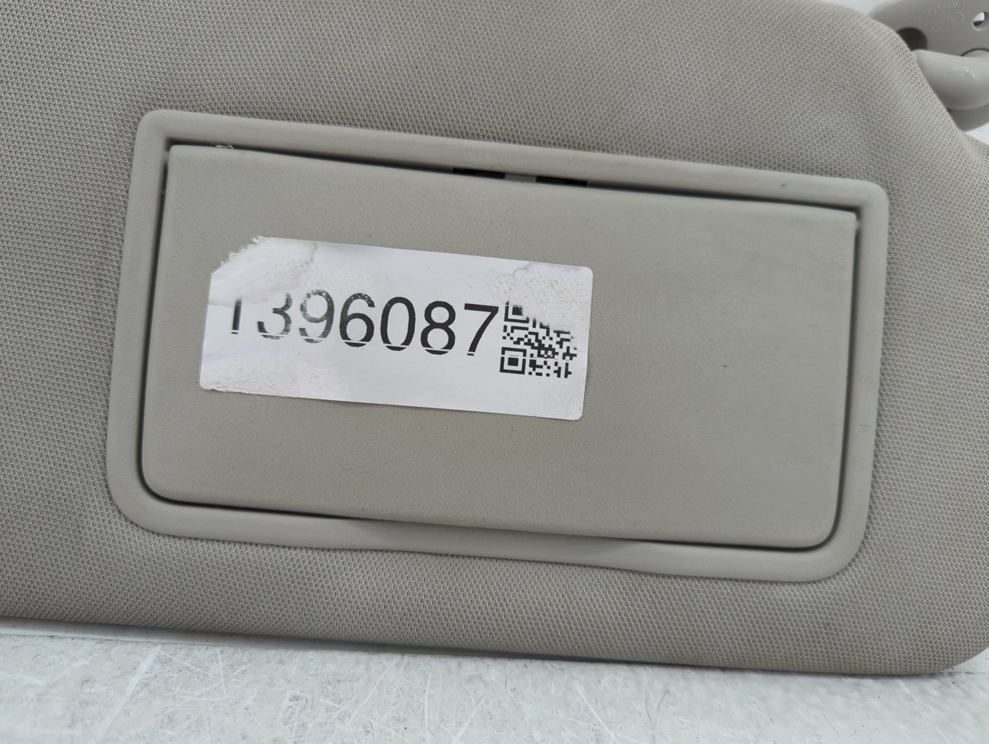 2010-2014 Subaru Legacy Sun Visor Shade Replacement Passenger Right Mirror Fits Fits 2010 2011 2012 2013 2014 OEM Used Auto 
