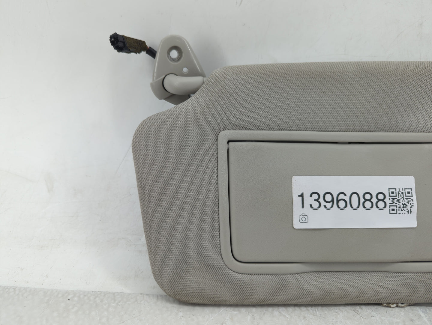 2010-2014 Subaru Legacy Sun Visor Shade Replacement Driver Left Mirror Fits Fits 2010 2011 2012 2013 2014 OEM Used Auto Part