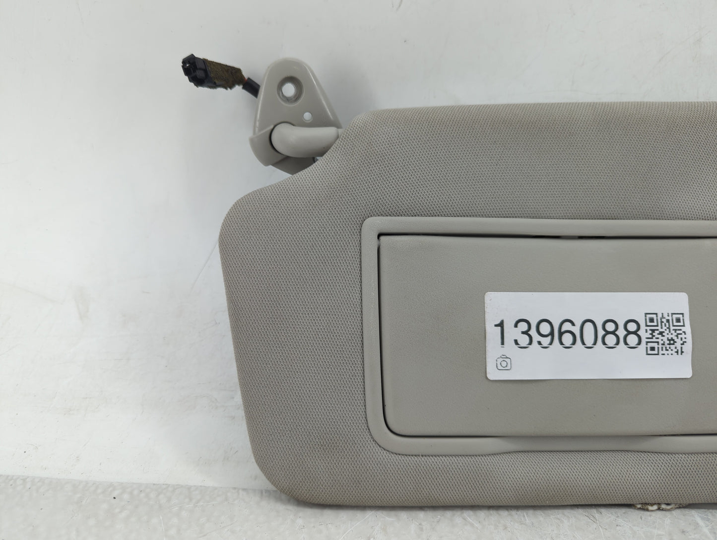 2010-2014 Subaru Legacy Sun Visor Shade Replacement Driver Left Mirror Fits Fits 2010 2011 2012 2013 2014 OEM Used Auto Part