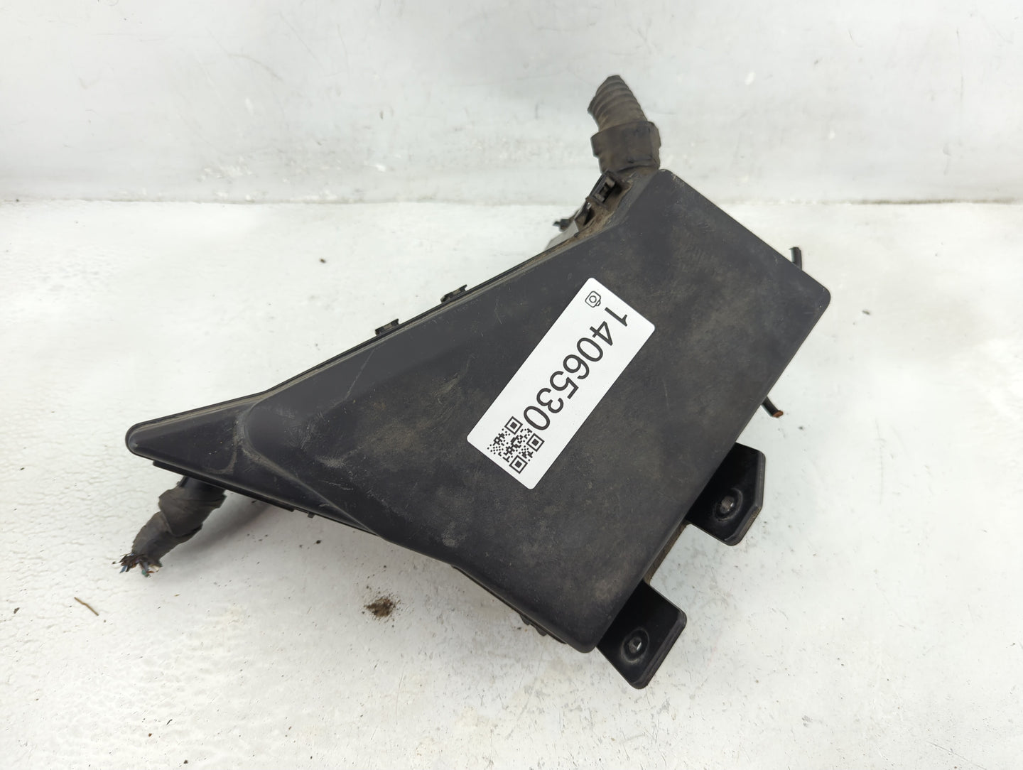 2010-2014 Subaru Legacy Fusebox Fuse Box Panel Relay Module P/N:MB503200B Fits Fits 2010 2011 2012 2013 2014 OEM Used Auto P