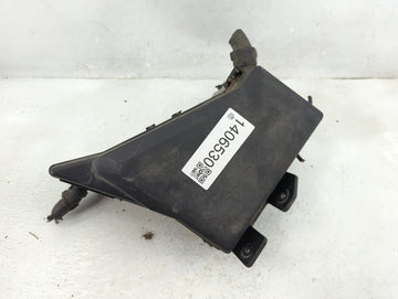 2010-2014 Subaru Legacy Fusebox Fuse Box Panel Relay Module P/N:MB503200B Fits Fits 2010 2011 2012 2013 2014 OEM Used Auto P