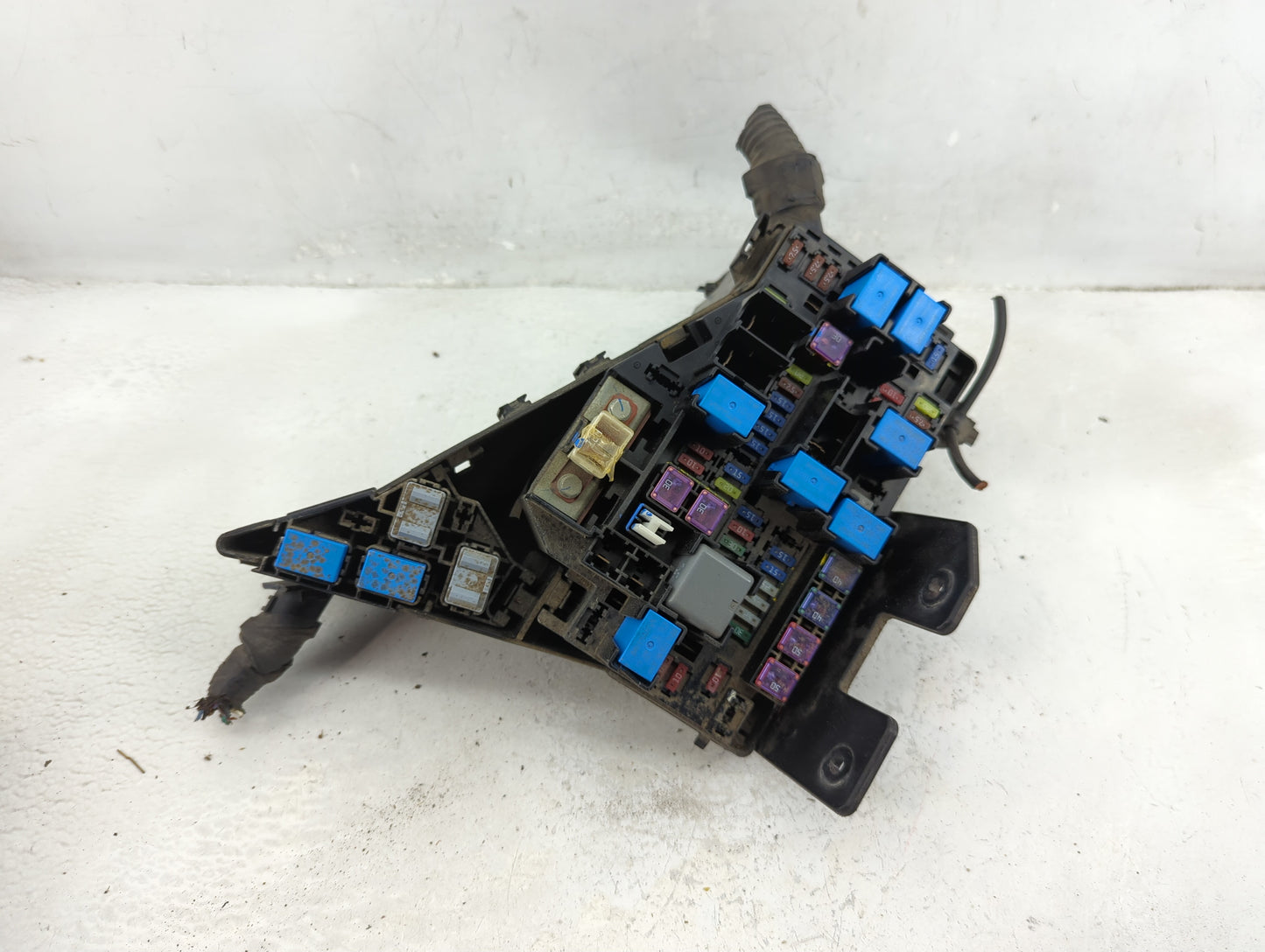 2010-2014 Subaru Legacy Fusebox Fuse Box Panel Relay Module P/N:MB503200B Fits Fits 2010 2011 2012 2013 2014 OEM Used Auto P