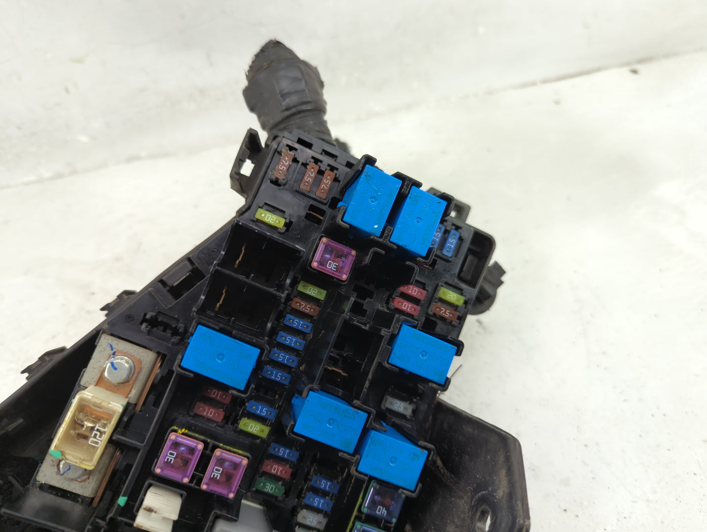 2010-2014 Subaru Legacy Fusebox Fuse Box Panel Relay Module P/N:MB502000B Fits Fits 2010 2011 2012 2013 2014 OEM Used Auto P