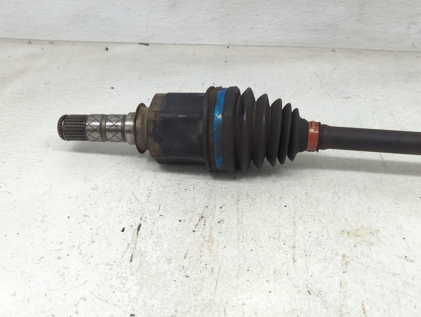 2010-2014 Subaru Legacy Axle Shaft Front Passenger Cv C/v - Oemusedautoparts1.com