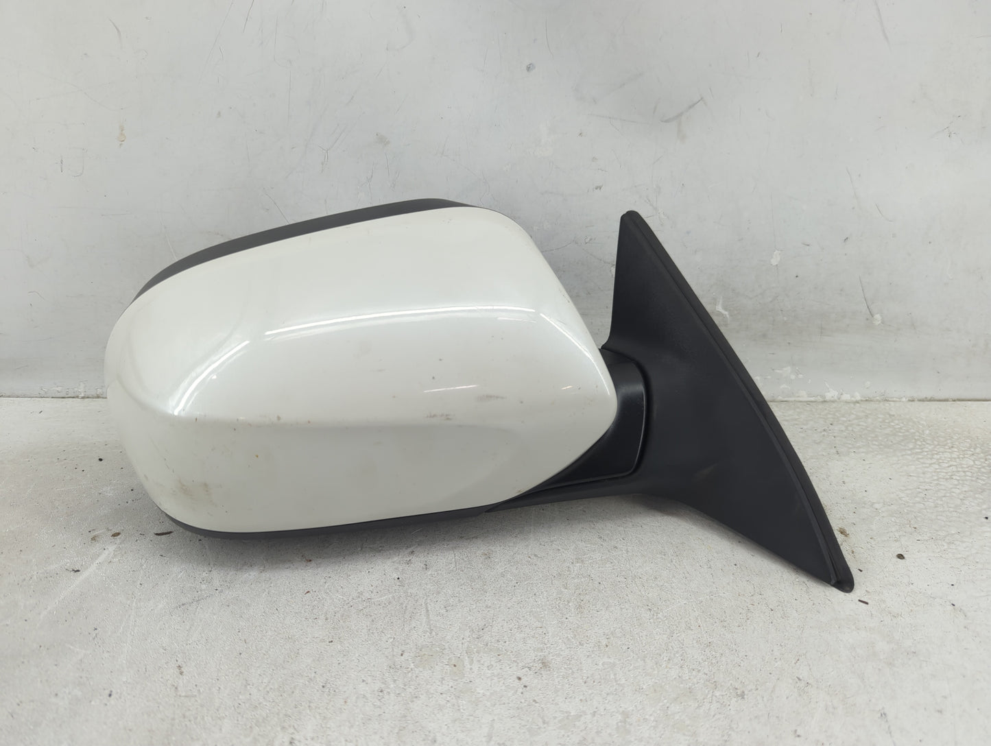 2011-2014 Subaru Legacy Passenger Right Side View Power Door Mirror 1429697 - Oemusedautoparts1.com
