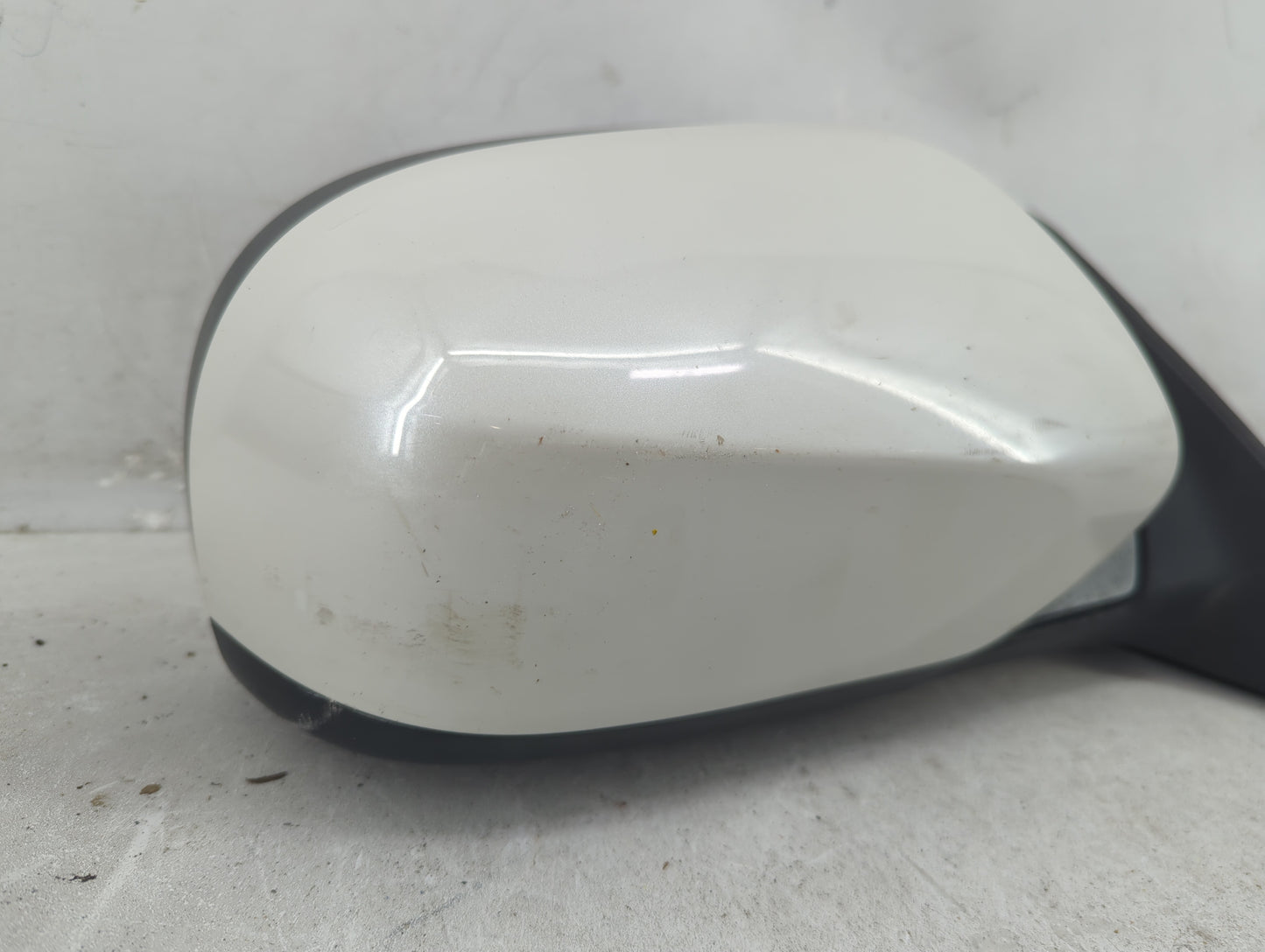 2011-2014 Subaru Legacy Driver Left Side View Power Door Mirror White - Oemusedautoparts1.com