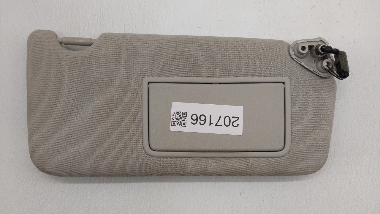 2010-2014 Subaru Legacy Sun Visor Shade Replacement Passenger Right Mirror Fits Fits 2010 2011 2012 2013 2014 OEM Used Auto 