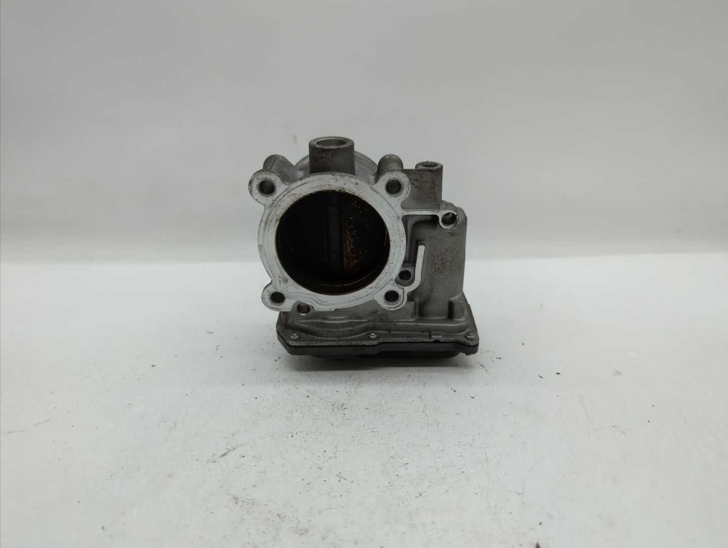2010-2012 Subaru Legacy Throttle Body P/N:16112AA350 Fits Fits 2010 2011 2012 OEM Used Auto Parts - Oemusedautoparts1.com