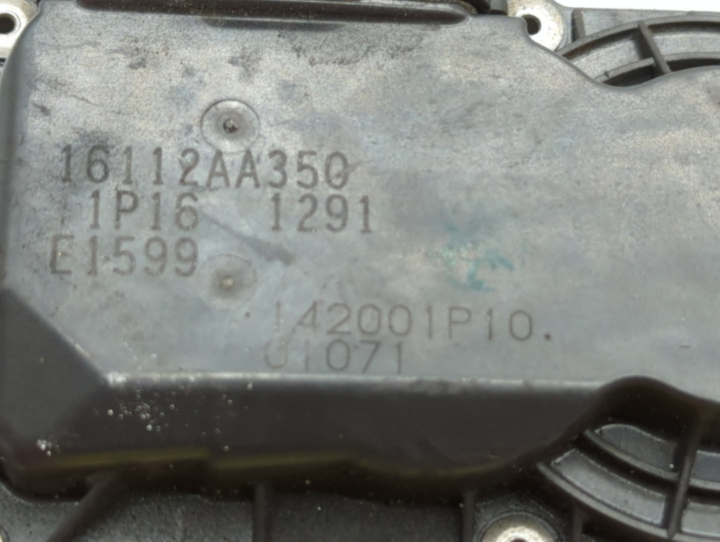 2010-2012 Subaru Legacy Throttle Body P/N:16112AA350 Fits Fits 2010 2011 2012 OEM Used Auto Parts - Oemusedautoparts1.com