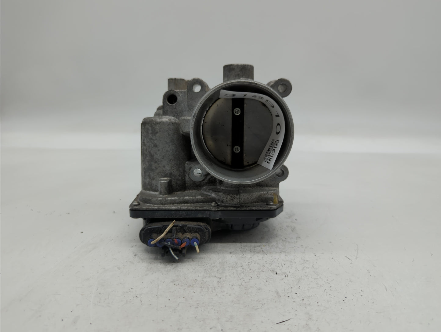 2010-2012 Subaru Legacy Throttle Body P/N:16112AA350 Fits Fits 2010 2011 2012 OEM Used Auto Parts - Oemusedautoparts1.com