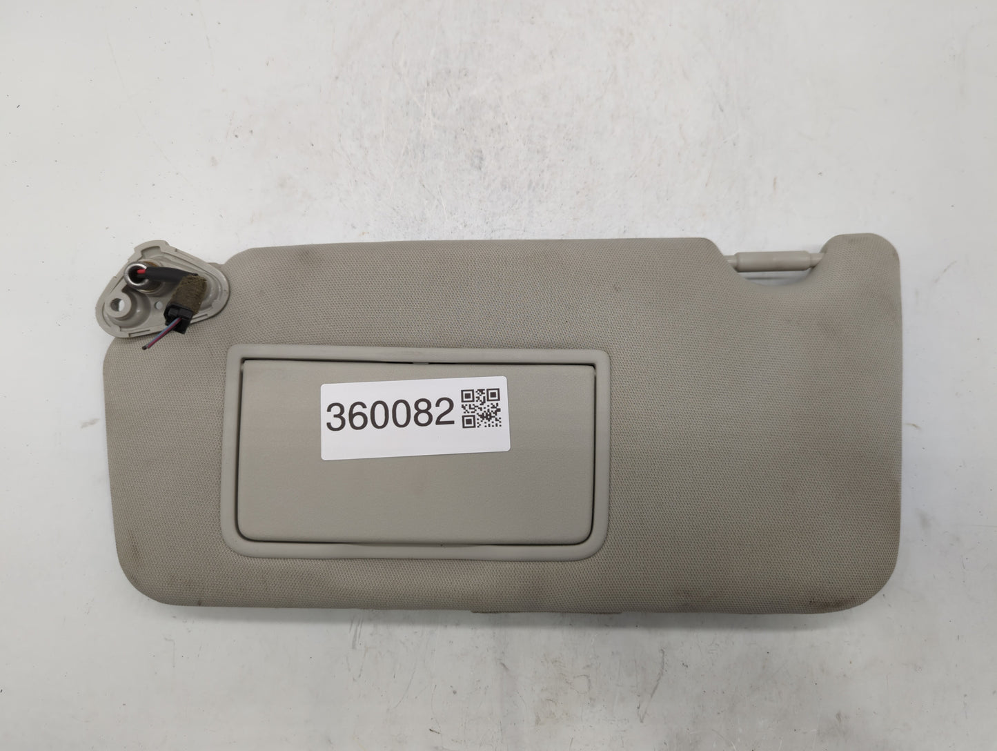 2010-2014 Subaru Legacy Sun Visor Shade Replacement Driver Left Mirror Fits Fits 2010 2011 2012 2013 2014 OEM Used Auto Part