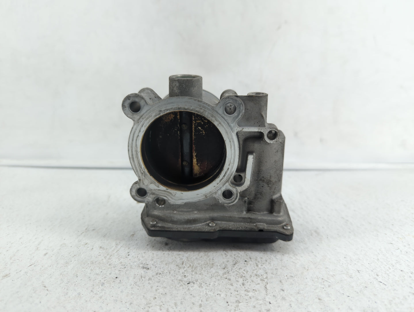 2010-2012 Subaru Legacy Throttle Body P/N:16112AA350 Fits Fits 2010 2011 2012 OEM Used Auto Parts - Oemusedautoparts1.com