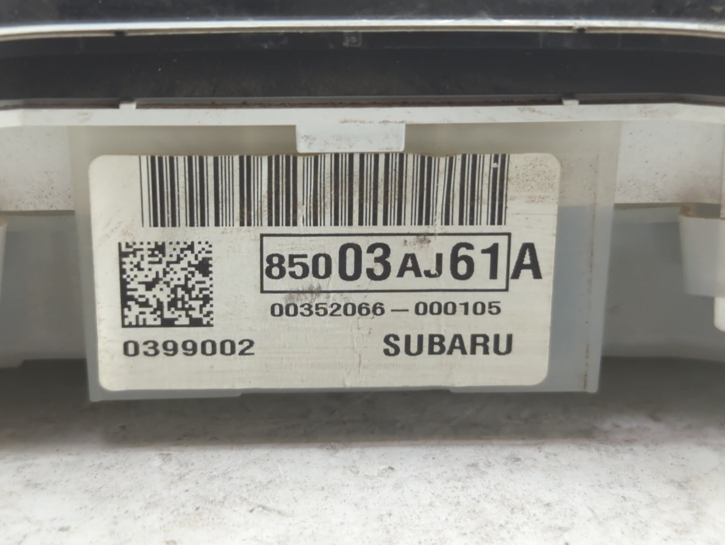 2012 Subaru Legacy Instrument Cluster Speedometer Gauges P/N:85003AJ61A Fits OEM Used Auto Parts - Oemusedautoparts1.com