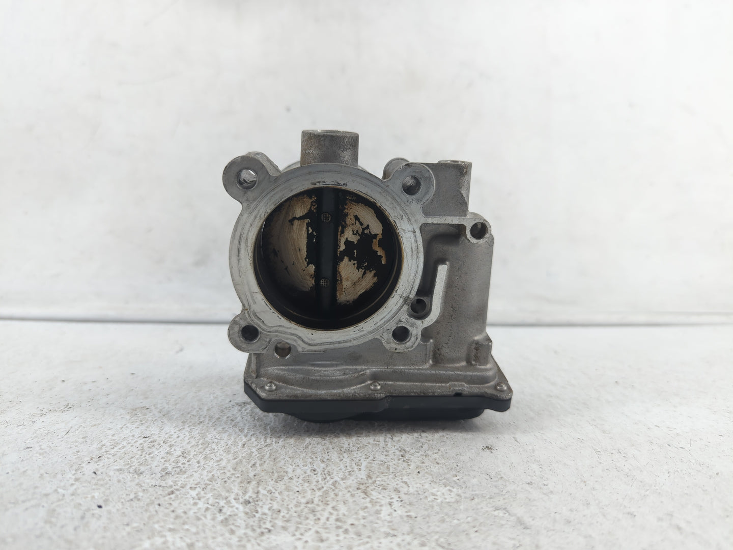 2010-2012 Subaru Legacy Throttle Body P/N:16112AA350 Fits Fits 2010 2011 2012 OEM Used Auto Parts - Oemusedautoparts1.com