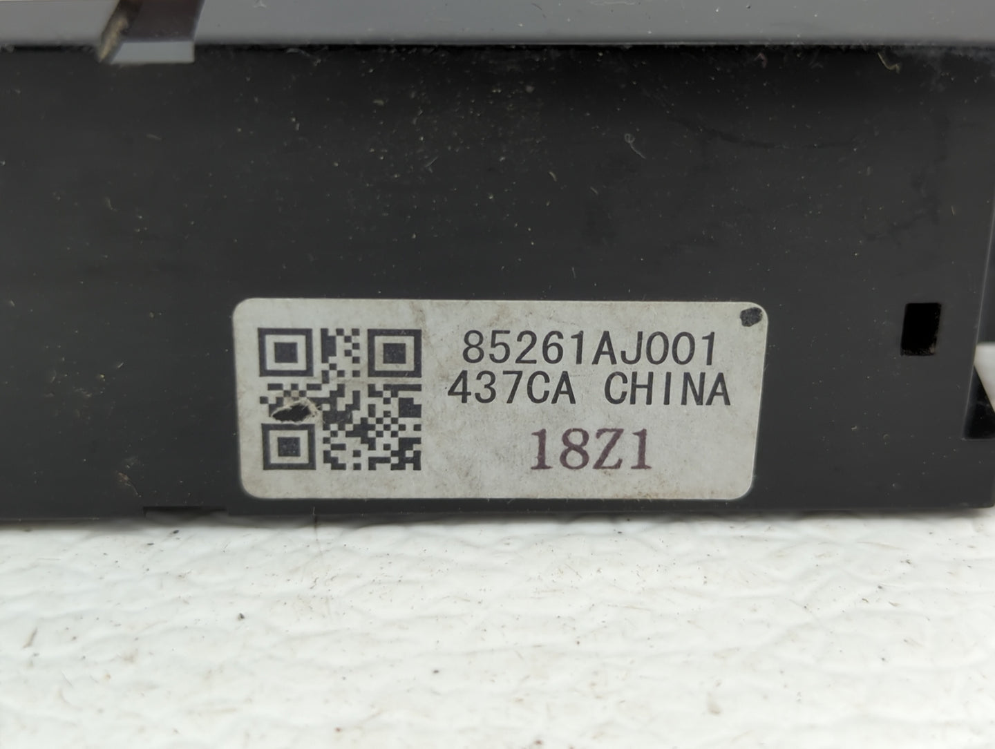 2012 Subaru Legacy Digitial Dash Clock P/N:85261AJ001 Fits OEM Used Auto Parts - Oemusedautoparts1.com