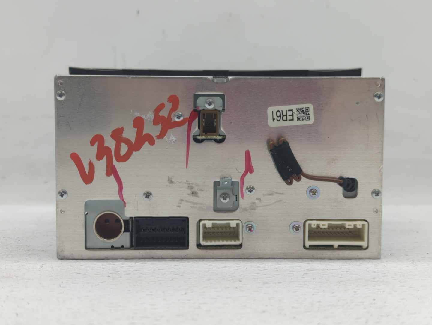 2012-2014 Subaru Legacy Am Fm Cd Player Radio Receiver - Oemusedautoparts1.com