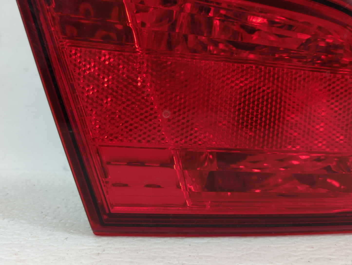 2010-2014 Subaru Legacy Driver Left Side Deck Lid Mounted Tail Light 457631 - Oemusedautoparts1.com