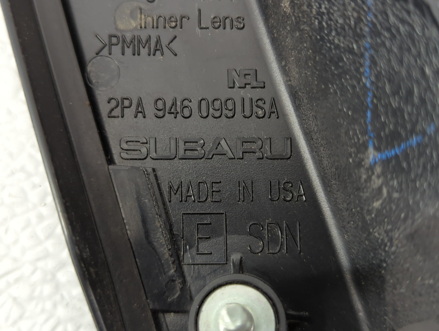 2010-2014 Subaru Legacy Tail Light Assembly Passenger Right OEM P/N:2PA 946 099 Fits Fits 2010 2011 2012 2013 2014 OEM Used 