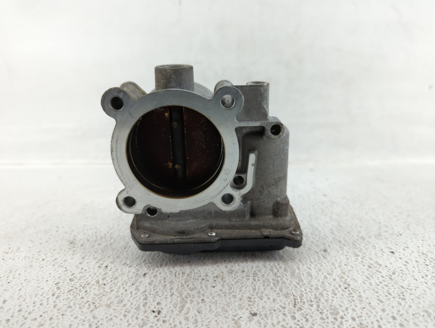 2010-2012 Subaru Legacy Throttle Body P/N:142003P24 Fits Fits 2010 2011 2012 OEM Used Auto Parts - Oemusedautoparts1.com