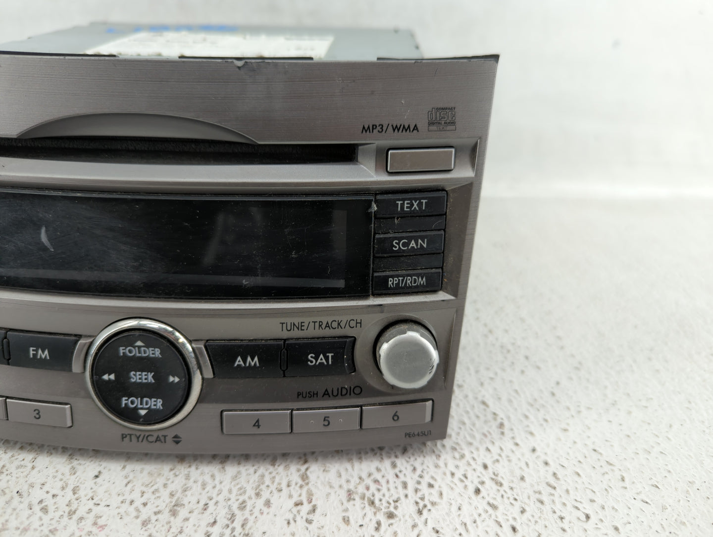 2010-2012 Subaru Legacy Am Fm Cd Player Radio Receiver - Oemusedautoparts1.com