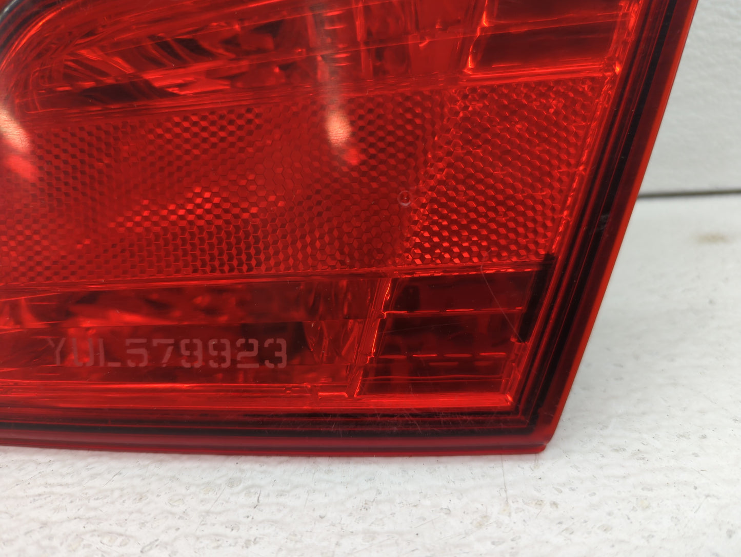 2010-2014 Subaru Legacy Tail Light Assembly Passenger Right OEM P/N:2PA 946 099 Fits Fits 2010 2011 2012 2013 2014 OEM Used 
