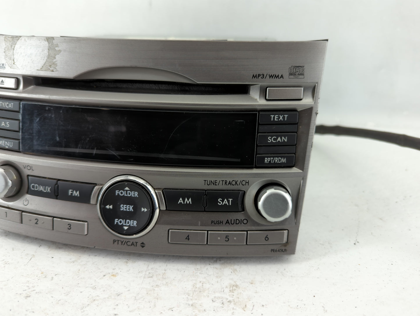 2010-2012 Subaru Legacy Am Fm Cd Player Radio Receiver - Oemusedautoparts1.com