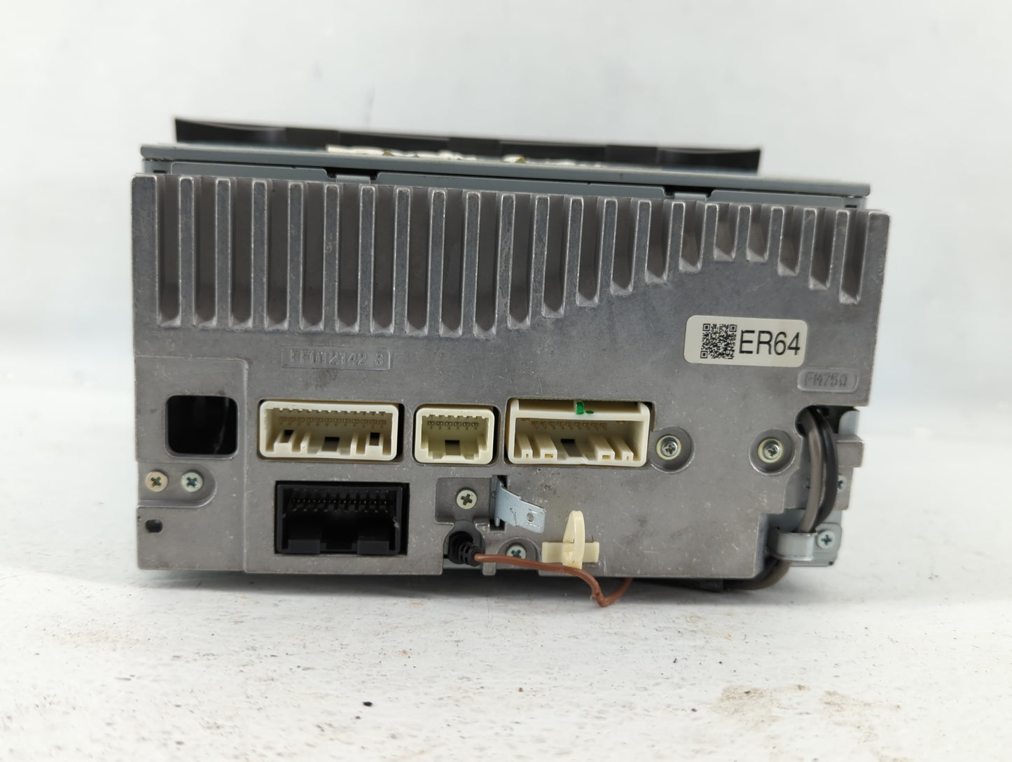 2010-2012 Subaru Legacy Am Fm Cd Player Radio Receiver - Oemusedautoparts1.com
