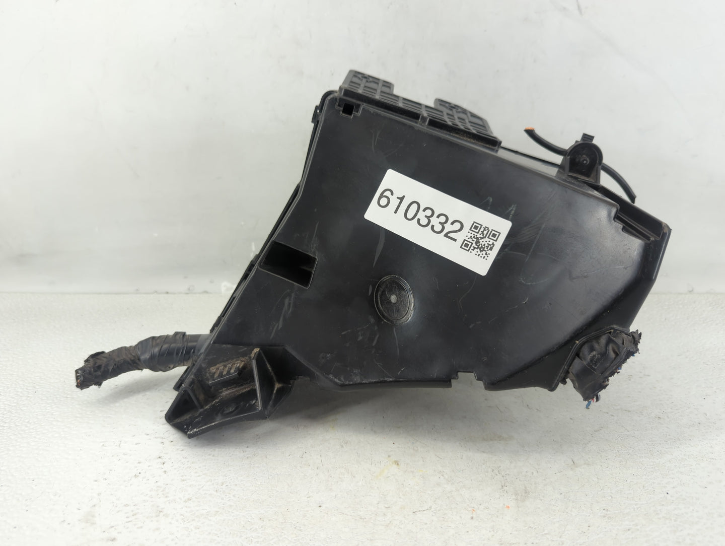 2010-2014 Subaru Legacy Fusebox Fuse Box Panel Relay Module P/N:MB503200B Fits Fits 2010 2011 2012 2013 2014 OEM Used Auto P