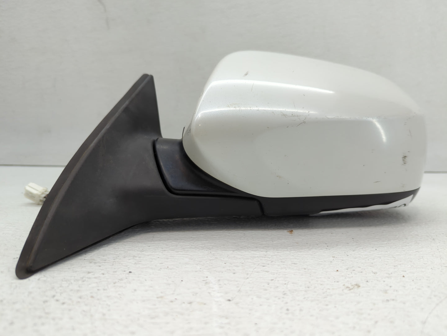 2011-2014 Subaru Legacy Driver Side View Mirror - Left Door Mirror OEM Used - Oemusedautoparts1.com