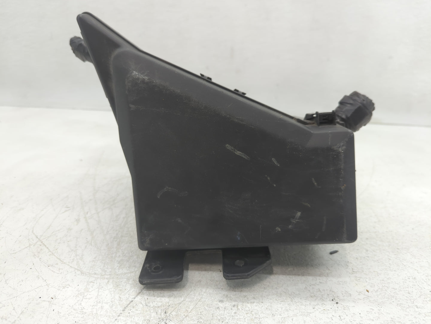 2010-2014 Subaru Legacy Fusebox Fuse Box Panel Relay Module P/N:MB503200B Fits Fits 2010 2011 2012 2013 2014 OEM Used Auto P