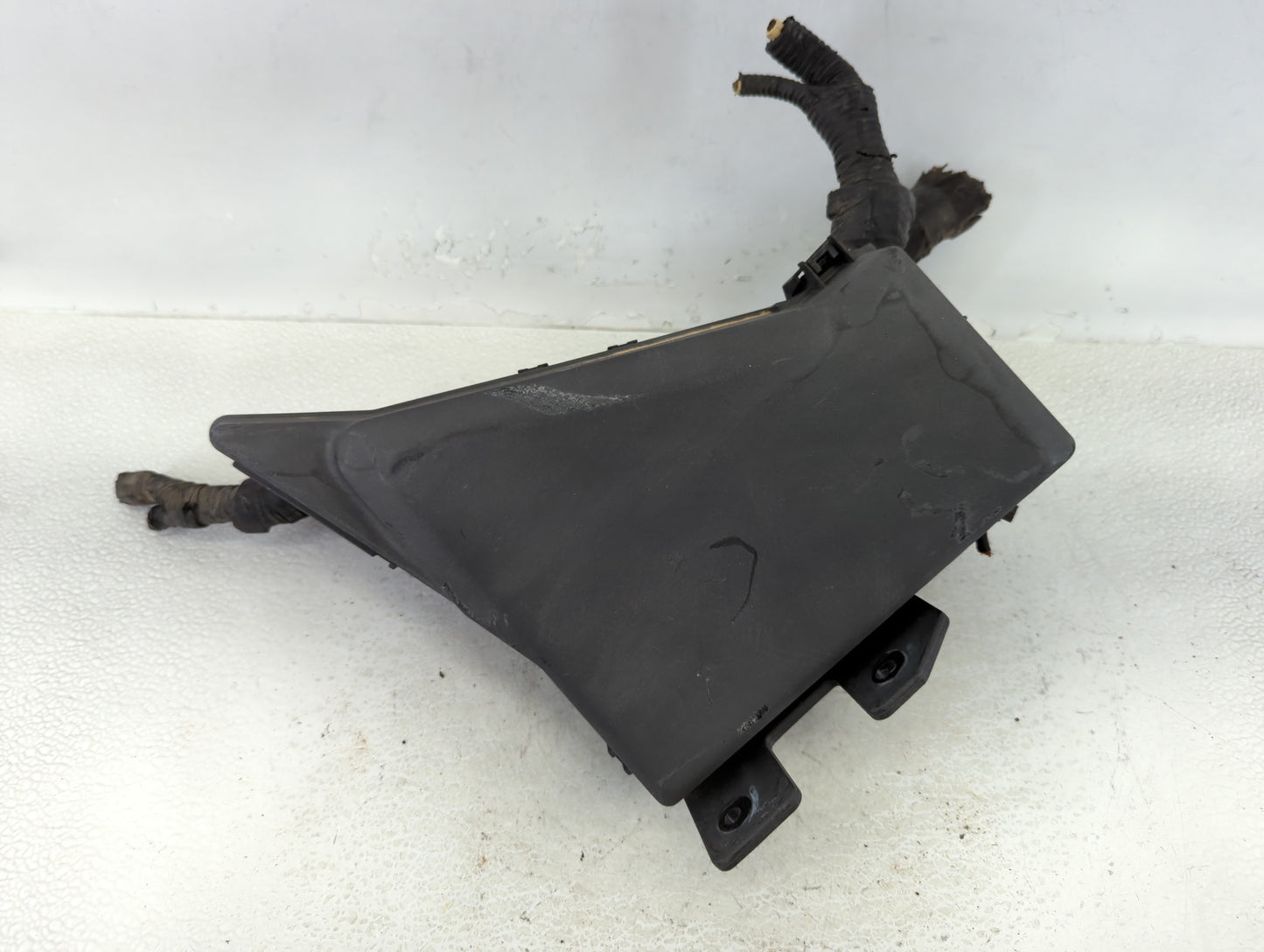 2010-2014 Subaru Legacy Fusebox Fuse Box Panel Relay Module P/N:MB503200B Fits Fits 2010 2011 2012 2013 2014 OEM Used Auto P
