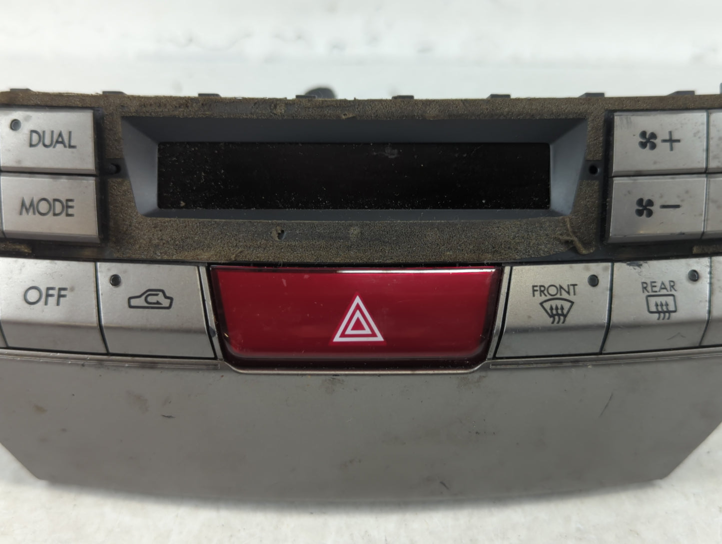 2010-2014 Subaru Legacy Climate Control Module Temperature AC/Heater Replacement P/N:72311AJ03A A2C3109120000 Fits OEM Used 