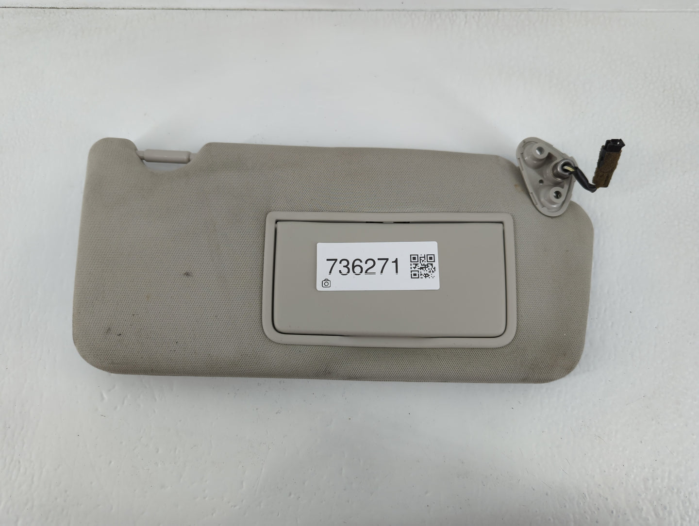 2010-2014 Subaru Legacy Sun Visor Shade Replacement Passenger Right Mirror Fits Fits 2010 2011 2012 2013 2014 OEM Used Auto 