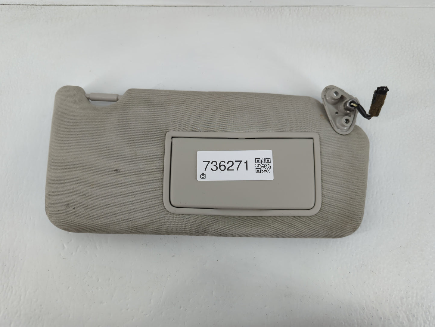 2010-2014 Subaru Legacy Sun Visor Shade Replacement Passenger Right Mirror Fits Fits 2010 2011 2012 2013 2014 OEM Used Auto 