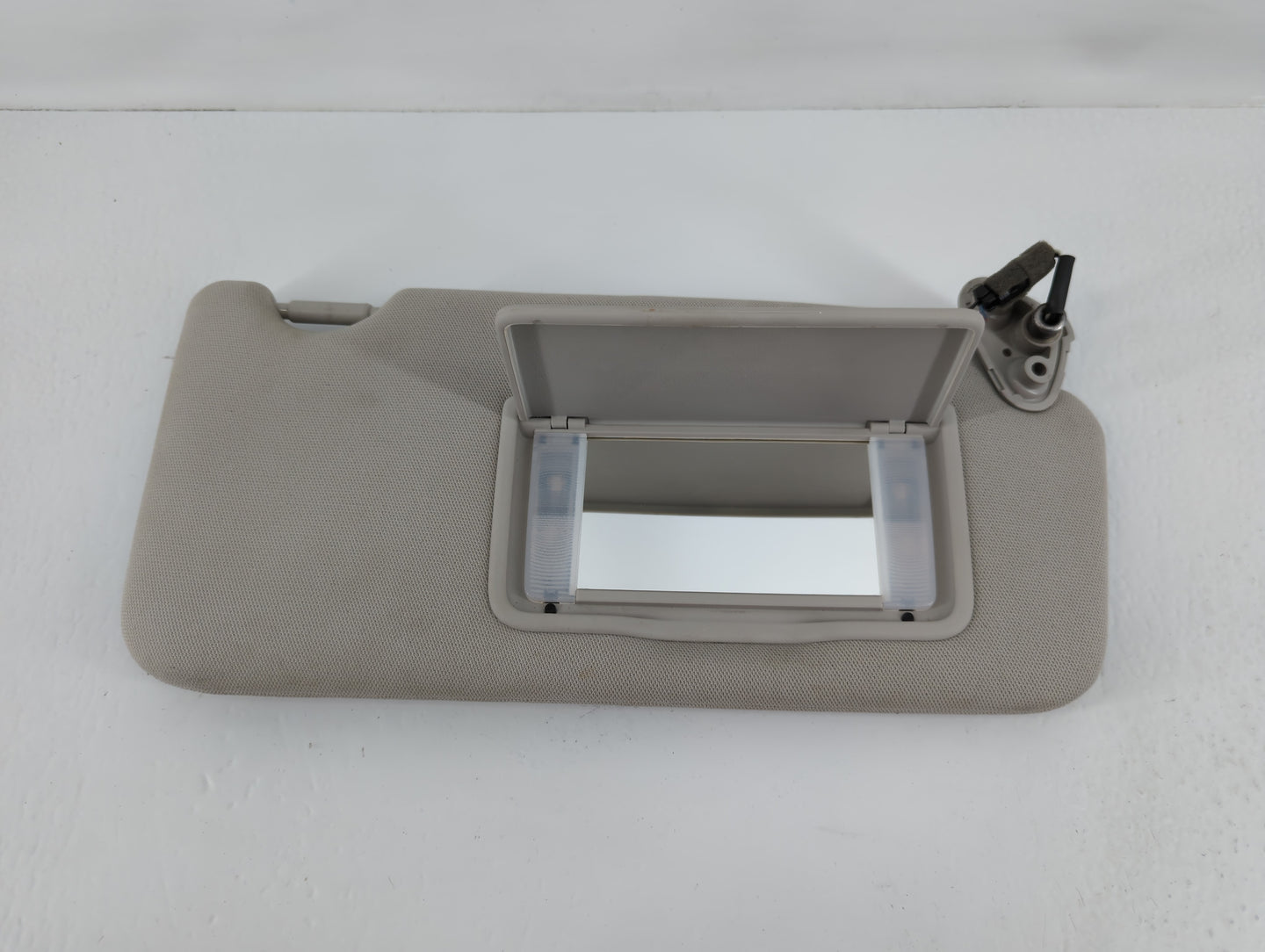 2010-2014 Subaru Legacy Sun Visor Shade Replacement Passenger Right Mirror Fits Fits 2010 2011 2012 2013 2014 OEM Used Auto 