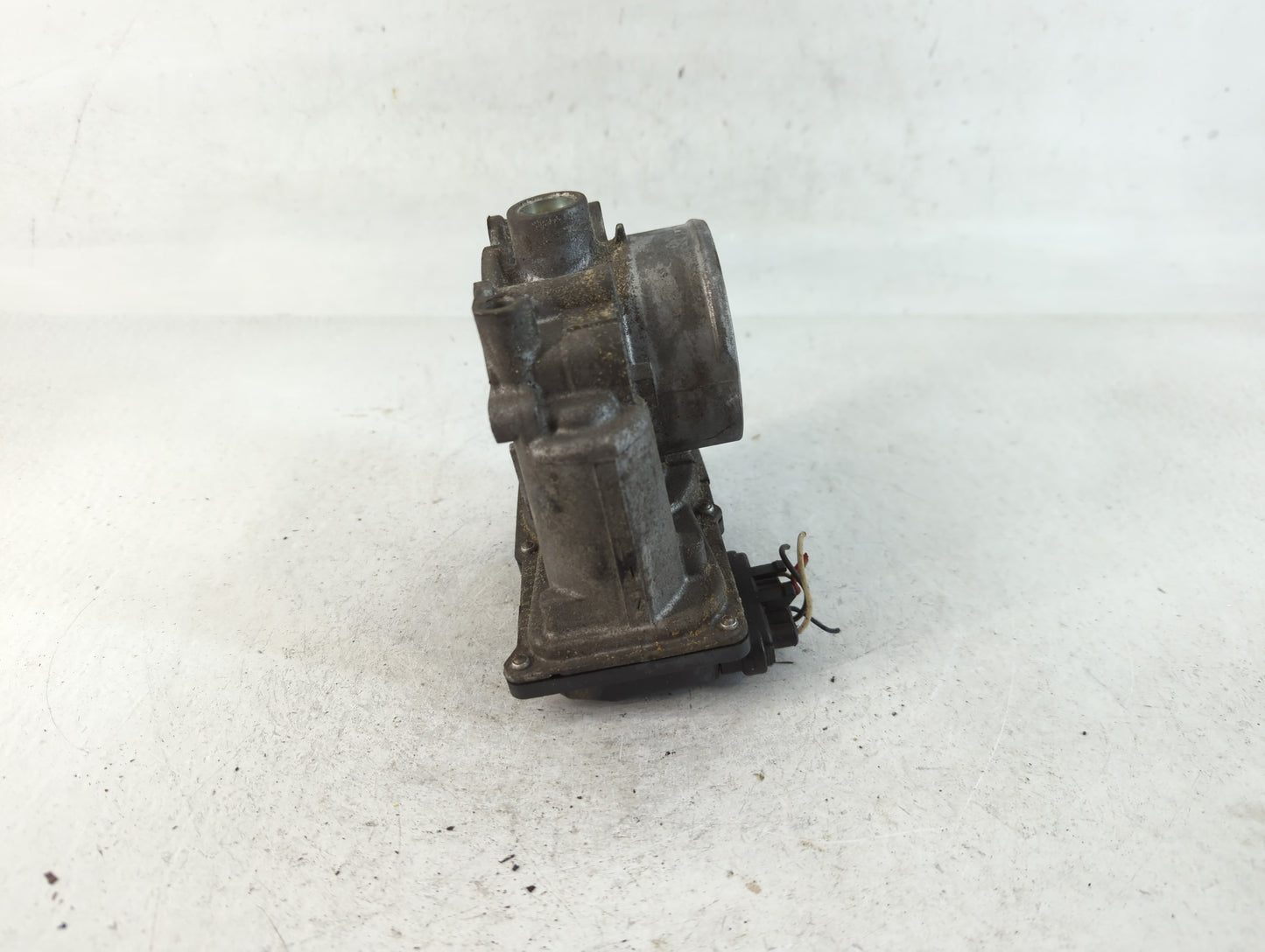 2010-2012 Subaru Legacy Throttle Body P/N:10M12 1291 16112AA350 Fits Fits 2010 2011 2012 OEM Used Auto Parts - Oemusedautopa