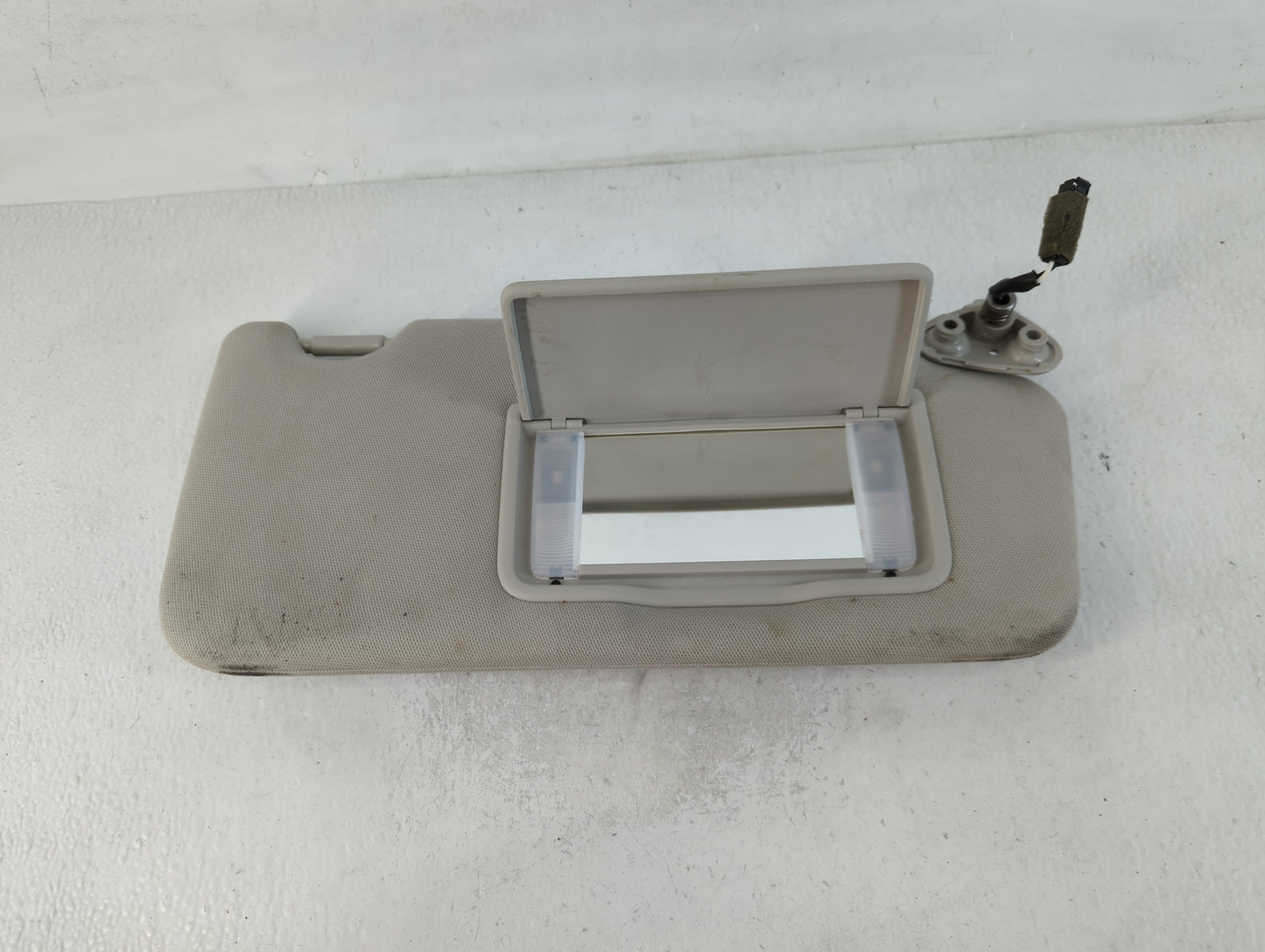 2010-2014 Subaru Legacy Sun Visor Shade Replacement Passenger Right Mirror Fits Fits 2010 2011 2012 2013 2014 OEM Used Auto 
