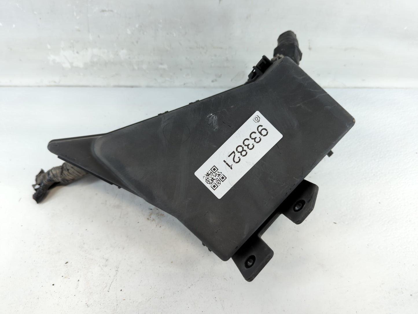 2010-2014 Subaru Legacy Fusebox Fuse Box Panel Relay Module P/N:MB503200B Fits Fits 2010 2011 2012 2013 2014 OEM Used Auto P