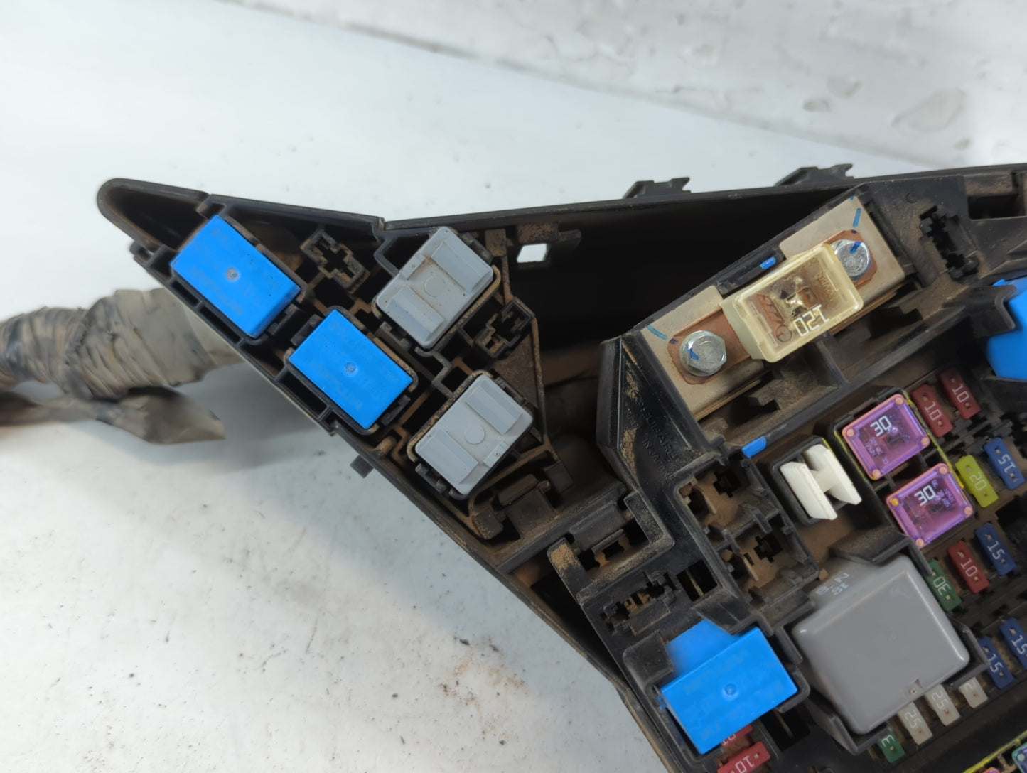 2010-2014 Subaru Legacy Fusebox Fuse Box Panel Relay Module P/N:MB503200B Fits Fits 2010 2011 2012 2013 2014 OEM Used Auto P