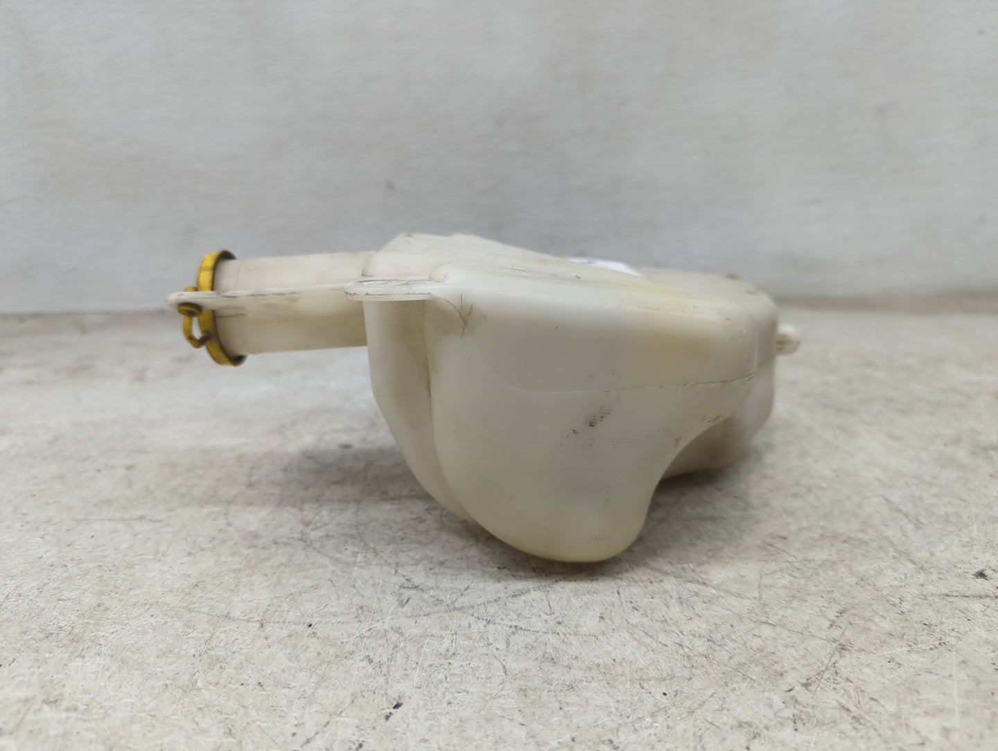 2008-2014 Subaru Tribeca Radiator Coolant Overflow Expansion Tank Bottle - Oemusedautoparts1.com