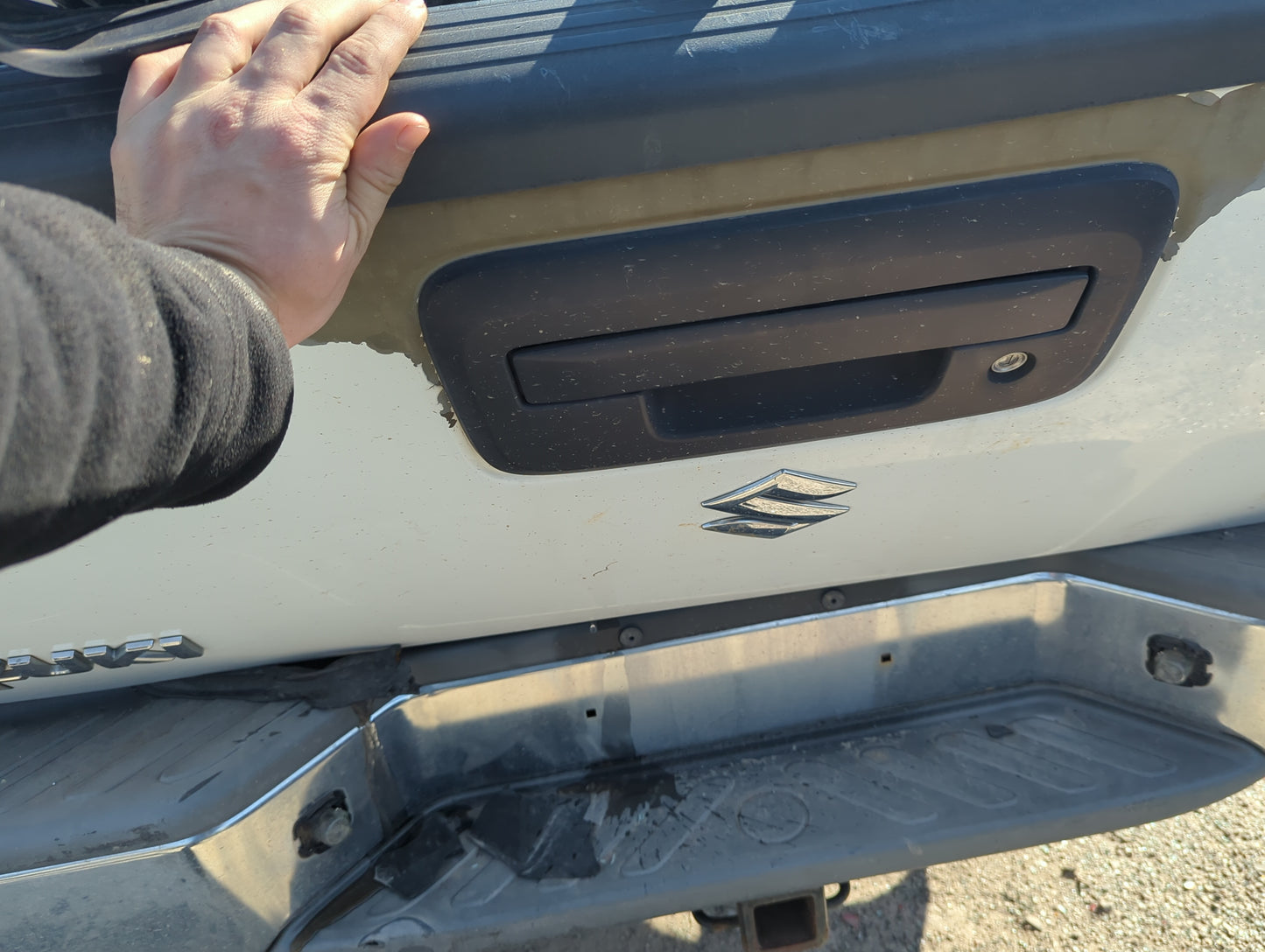 2009-2012 Suzuki Equator Trunk/decklid/hatch/tailgate Oem - Oemusedautoparts1.com