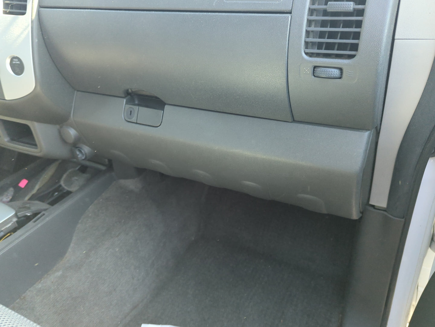 2012 Suzuki Equator Passenger Glove Box Door Storage Compartment - Oemusedautoparts1.com