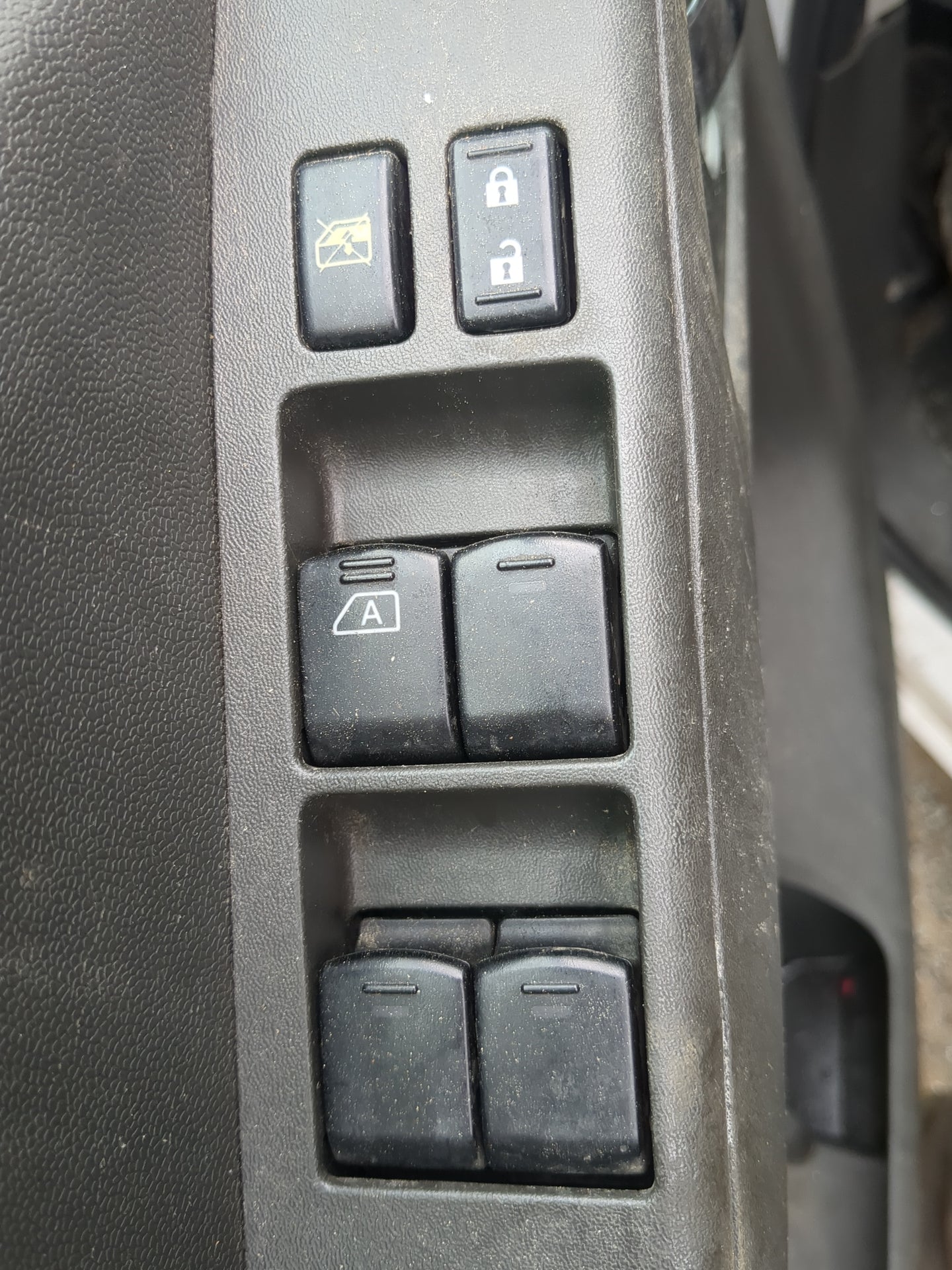 2009-2012 Suzuki Equator Master Power Window Switch Replacement Driver Side Left Fits Fits 2009 2010 2011 2012 OEM Used Auto