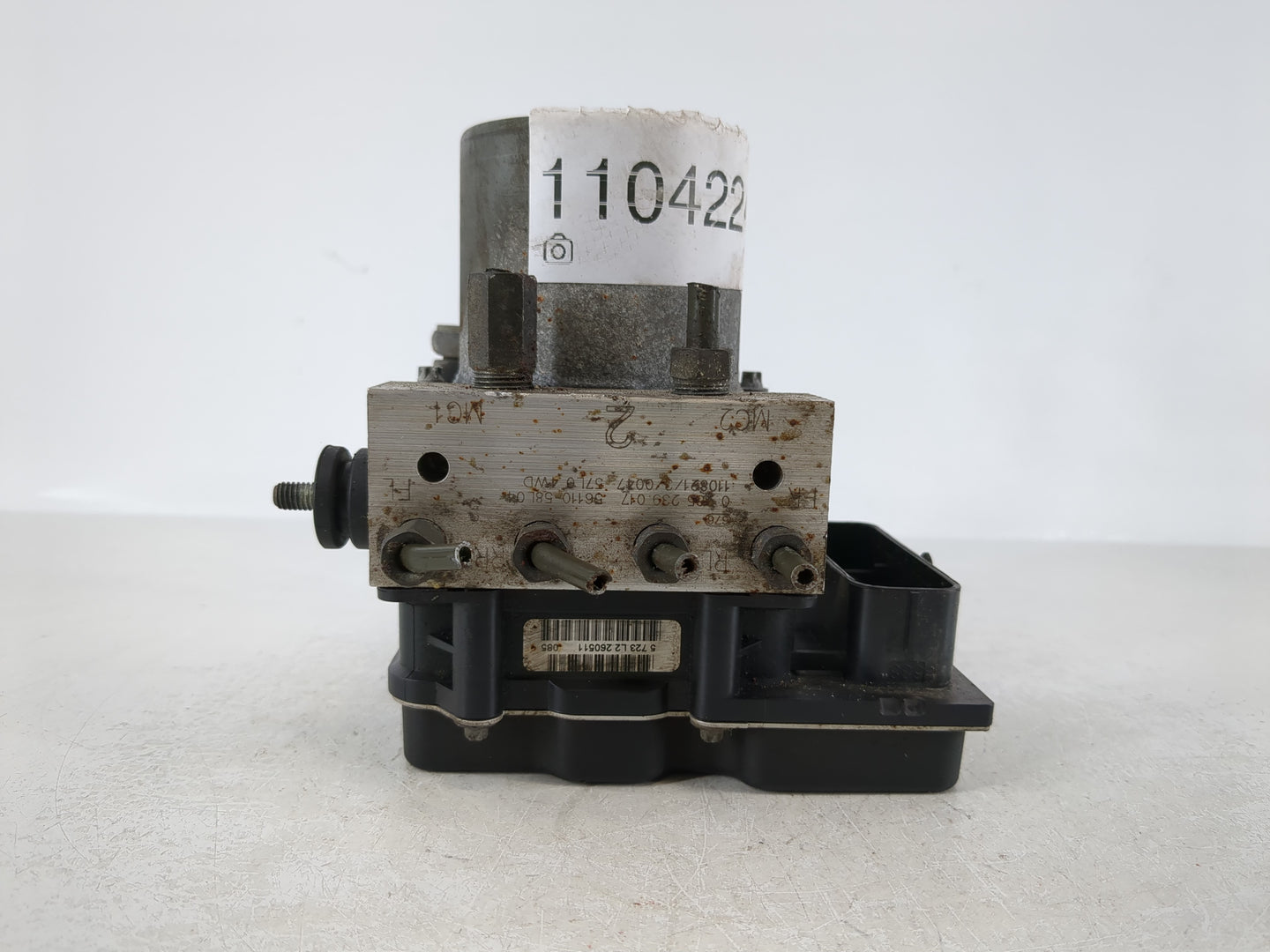 2010-2013 Suzuki Kizashi ABS Pump Control Module Replacement P/N:56110-58L04 Fits Fits 2010 2011 2012 2013 OEM Used Auto Par