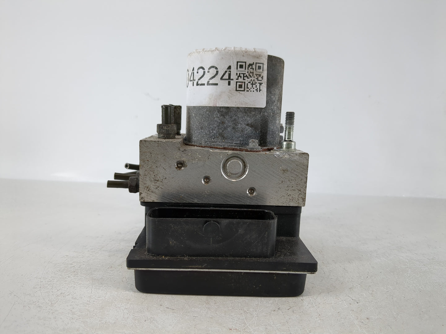 2010-2013 Suzuki Kizashi ABS Pump Control Module Replacement P/N:56110-58L04 Fits Fits 2010 2011 2012 2013 OEM Used Auto Par